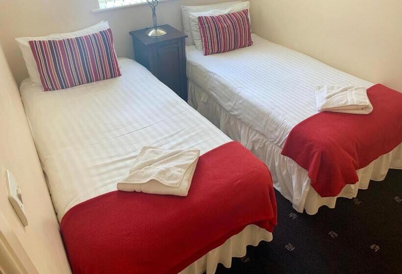 سوییت خانوادگی, Glenlossie Guest House