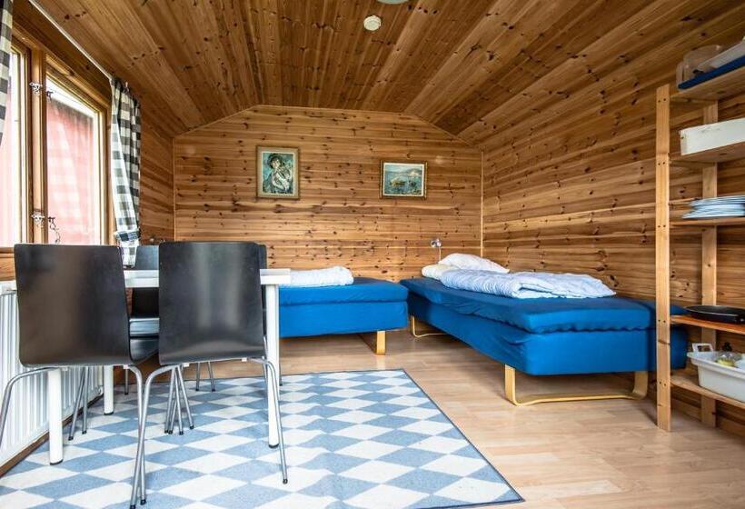کلبه ییلاقی, Bromölla Camping O Vandrarhem