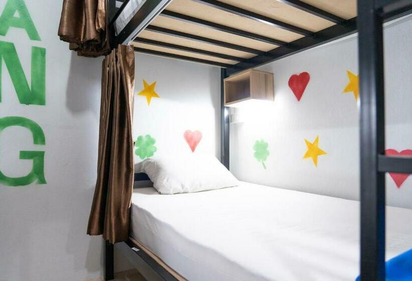تختخواب در اتاق مشترک, K Bunk Hostel