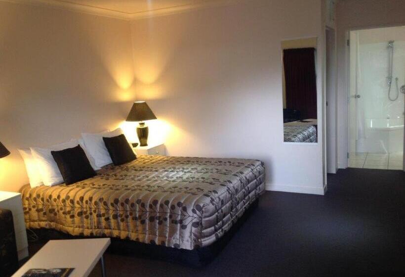 Семейный Номер, Central Park Motor Inn