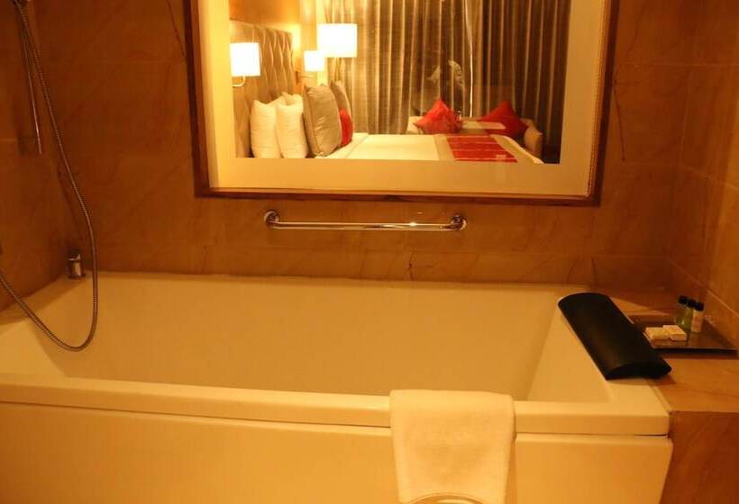 Номер Премиум, Ramada By Wyndham Darjeeling Gandhi Road