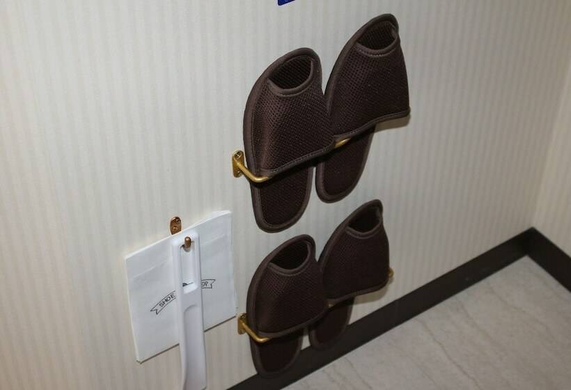 Номер Economy, Toyoko Inn Shintakaokaeki Shinkansen Minamiguchi