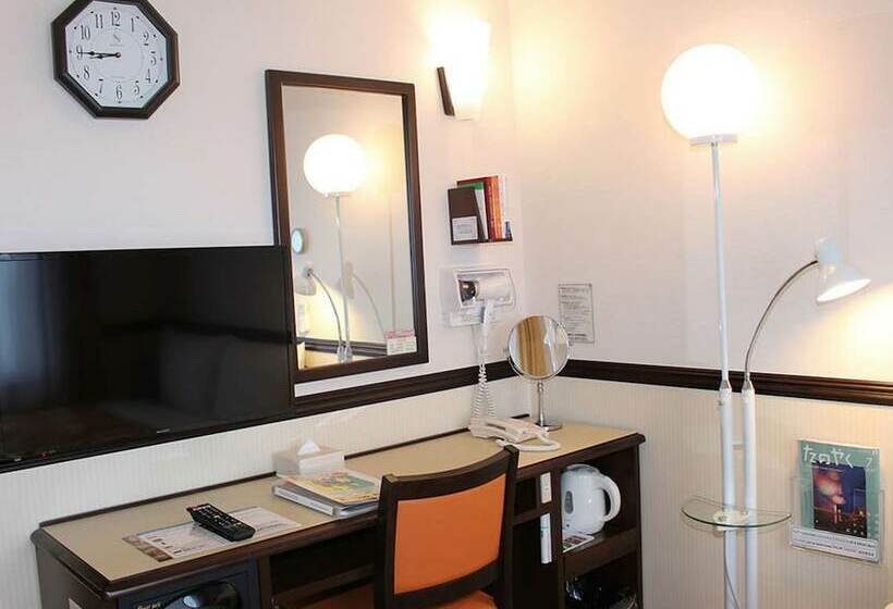 اتاق استاندارد یک نفره, Toyoko Inn Shintakaokaeki Shinkansen Minamiguchi