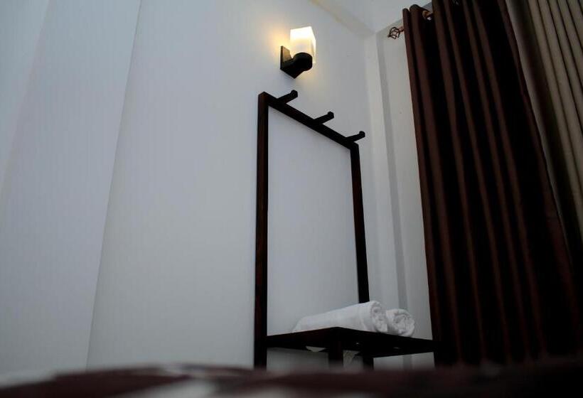 Quarto Familiar, Seasons Villa Sigiriya, Sri Lanka