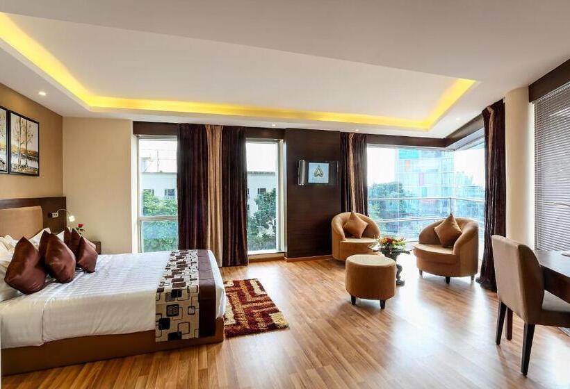 Люкс, Delta Suites