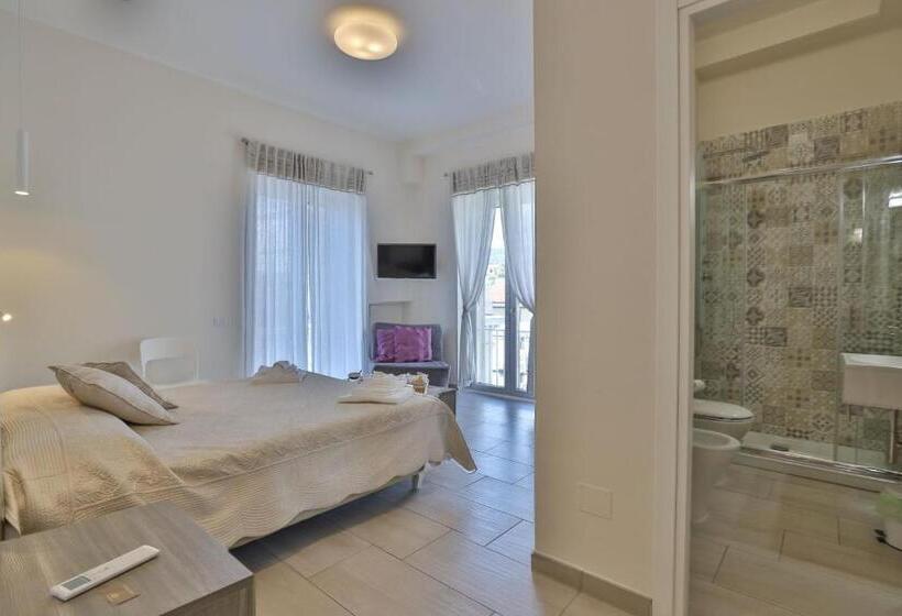 اتاق استاندارد با تخت بزرگ, Residenza Eleonora