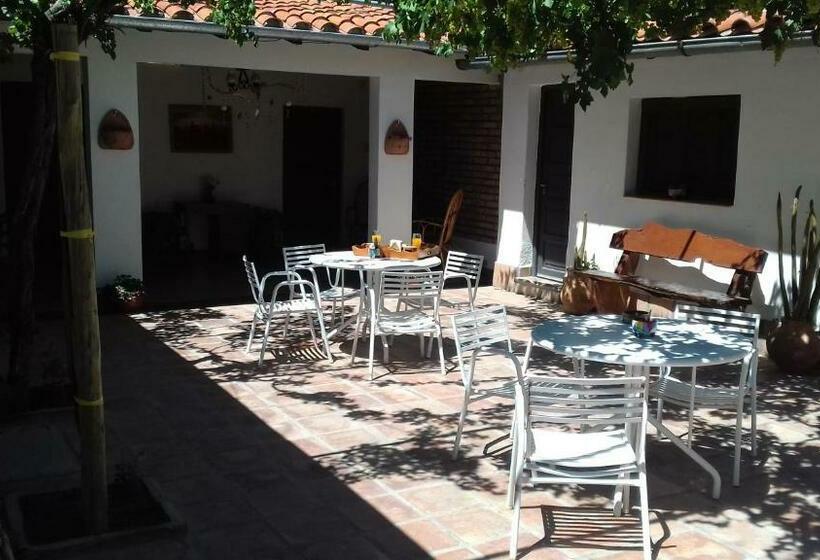 Трехместный Номер Superior, Hostal Tierra De Vinos