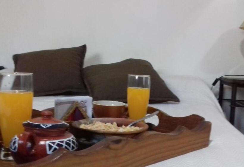 Четырехместный Номер Superior, Hostal Tierra De Vinos