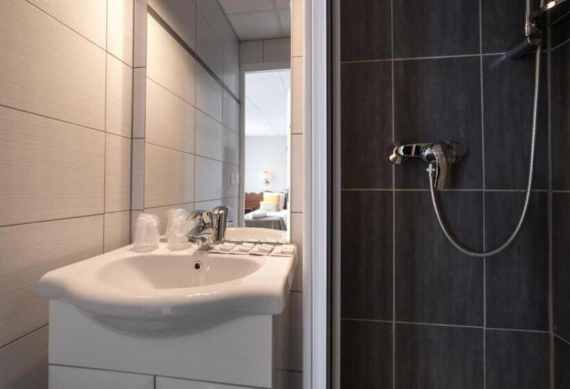 اتاق استاندارد چهار تخته, Hôtel Les Essarts, Ussim Vacances