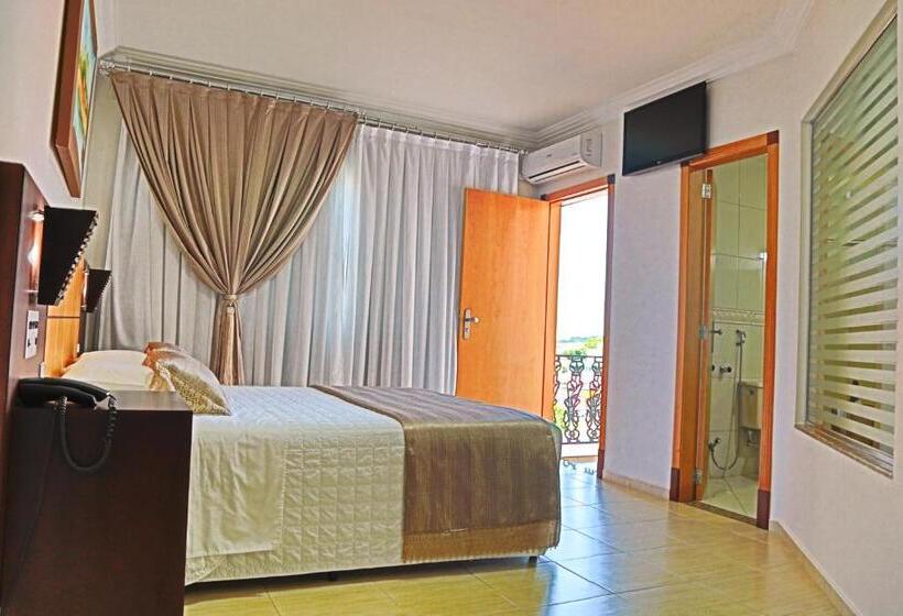 스탠다드 자쿠지 룸, Dois Vizinhos Palace