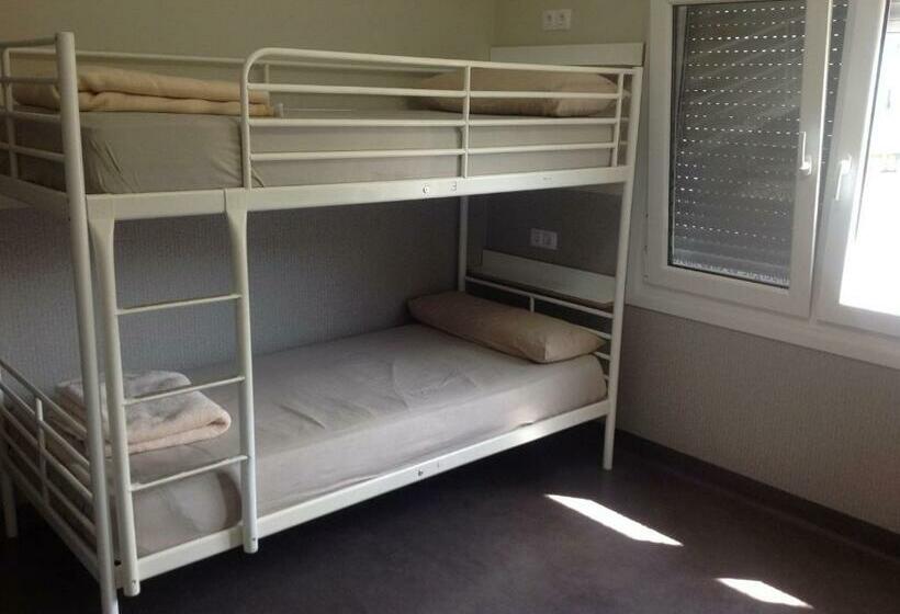공동 객실, Albergue As Eiras