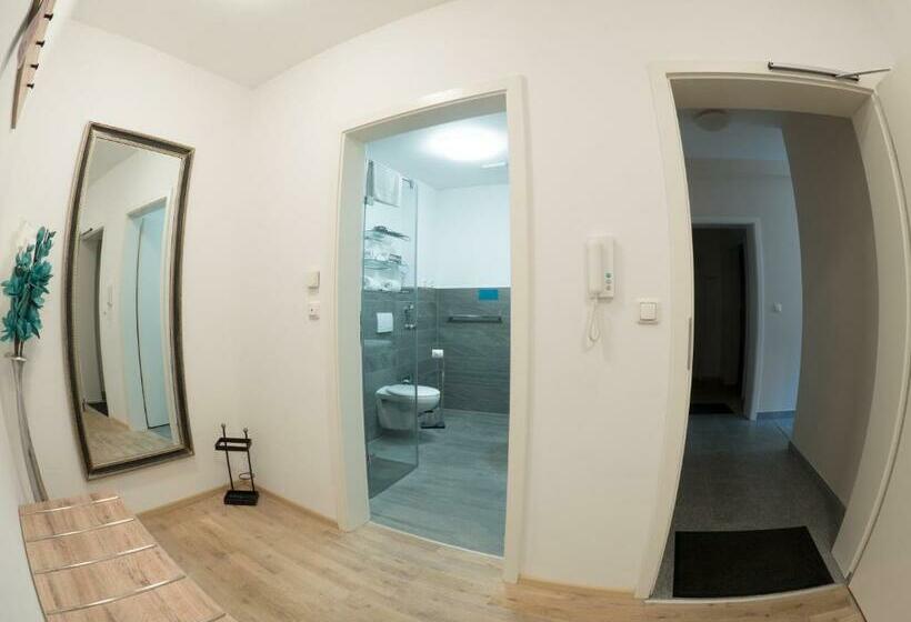 Апартаменты 1 Спальня, Weinbar Fahr Away