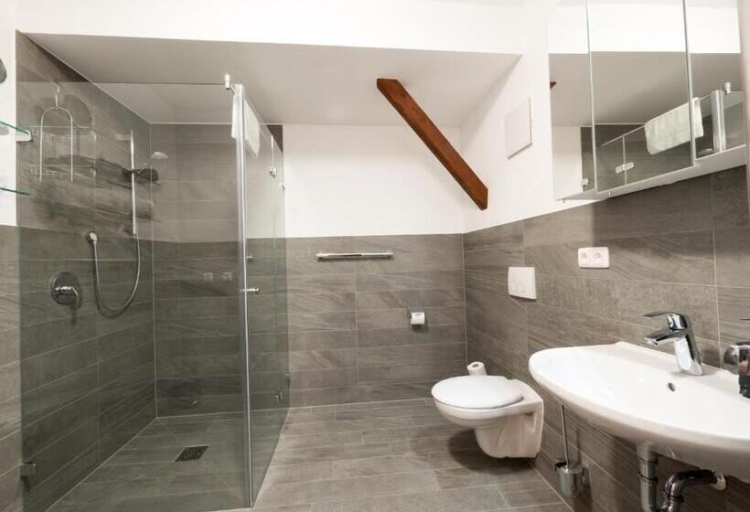 Апартаменты 1 Спальня, Weinbar Fahr Away