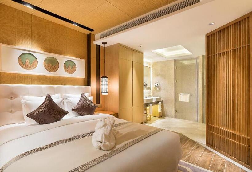 Номер Deluxe Вид на Море, Wyndham Grand Plaza Royale Wenchang