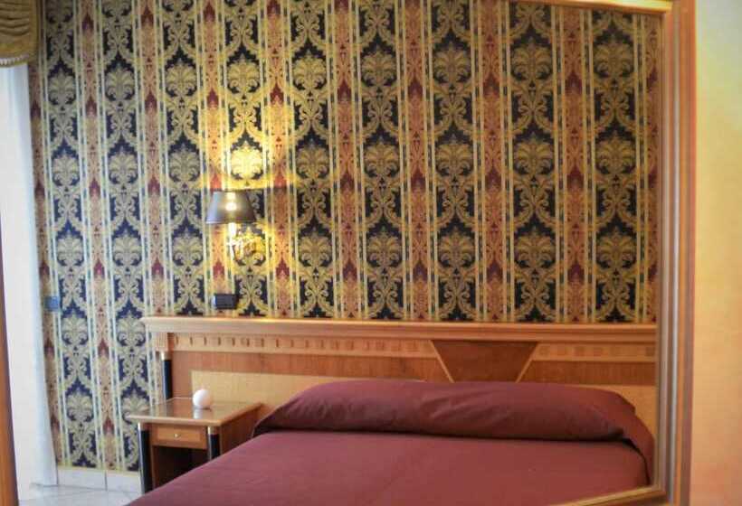 Четырехместный Номер Классик, San Giovanni Rotondo Palace   Alihotels