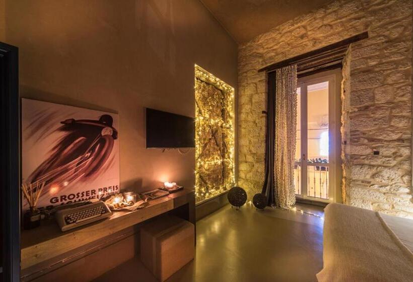 اتاق استاندارد, Art Studio 6 Dimora Artistica