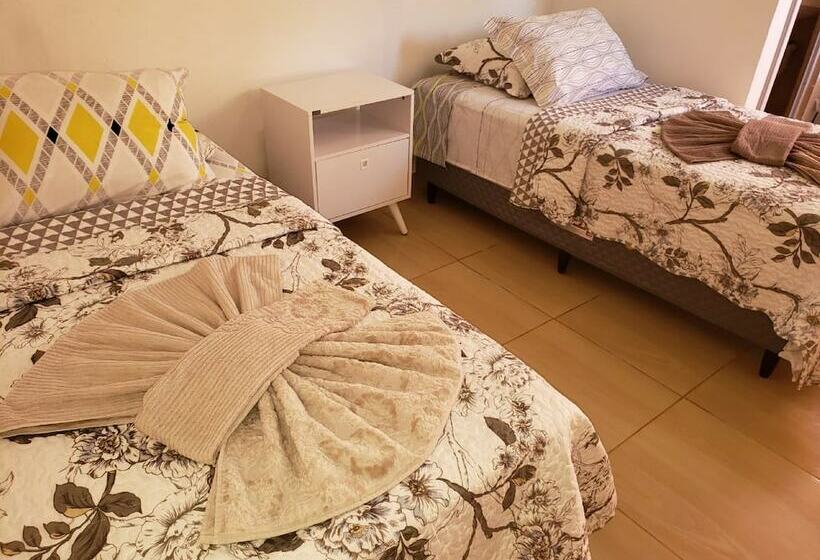 Quarto Estandar, Pousada Martins E Cia