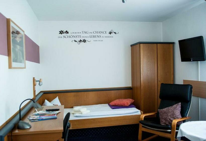 Quarto Estandar Individual, City Hotel Hanau
