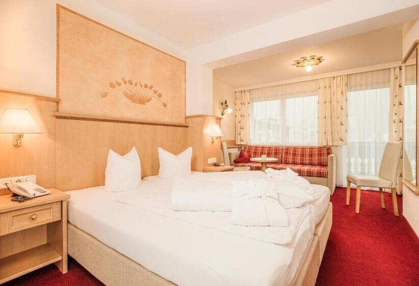 Трехместный Номер Стандарт с Балконом, Alpenhof Kristall