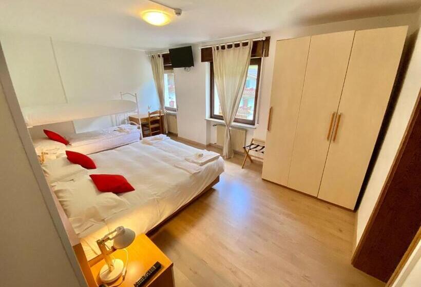 اتاق استاندارد چهار تخته, B&b Lorenzini Ski