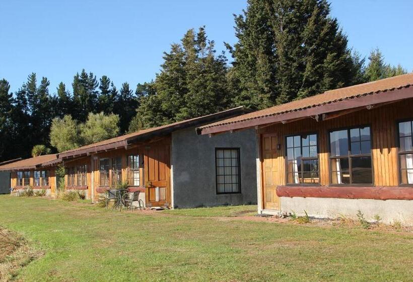 스탠다드 트리플 룸, Barnyard Backpackers Te Anau