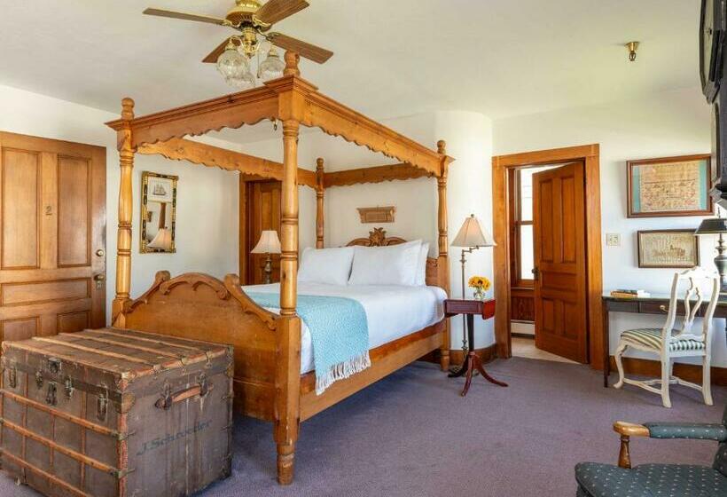 Номер Стандарт, Old Stagecoach Inn