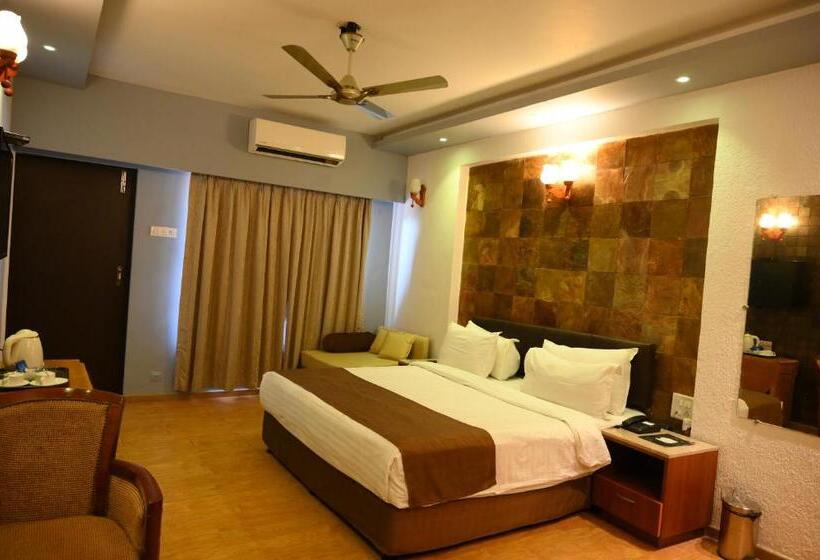 Номер Стандарт, The Grand Legacy Resort & Spa   Tgl   Pure Vegetarian Mahabaleshwar