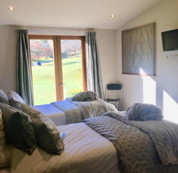 Номер Deluxe, Three Thirty B & B