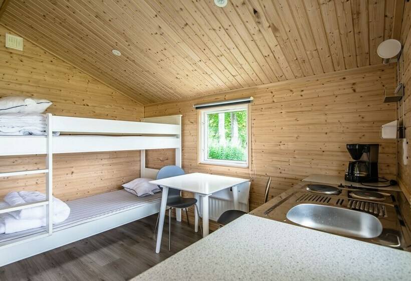 Хижина, Halens Camping Och Stugby