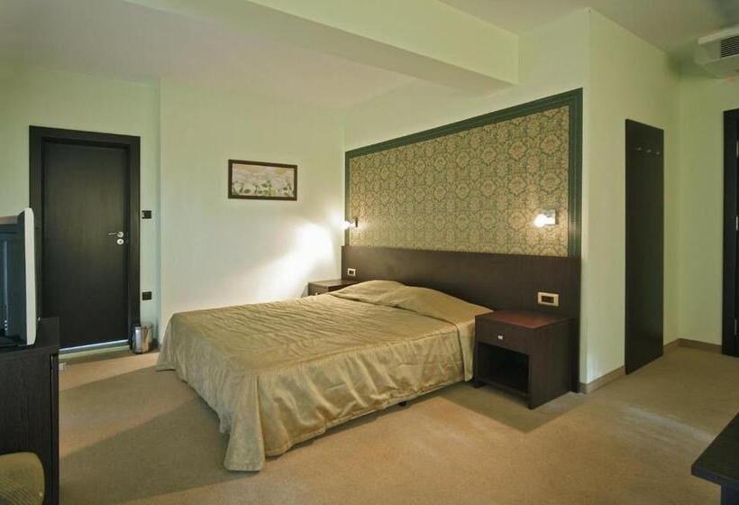 2 Bedroom Suite with Balcony, Dukov