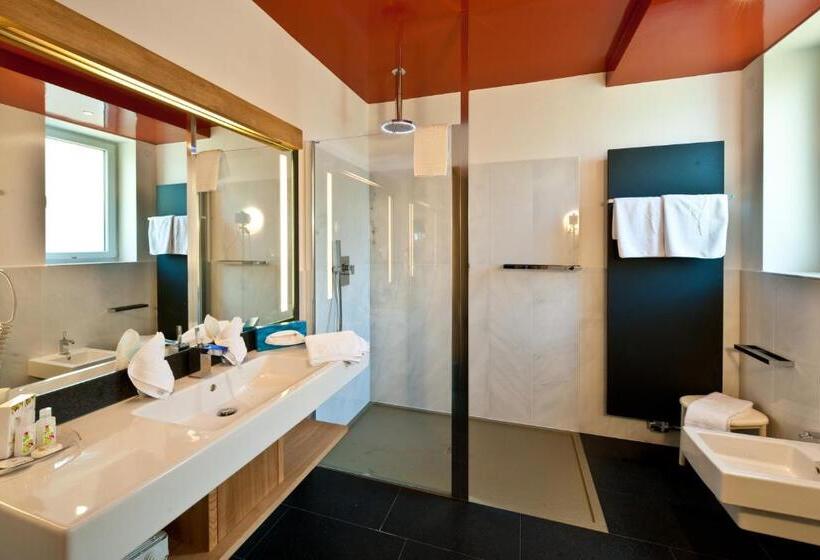 Люкс 2 Спальни, Lake Spa Hotel Seeleiten