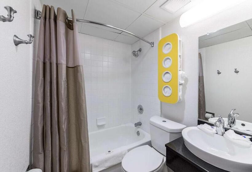 스위트, Motel 6warminster, Pa
