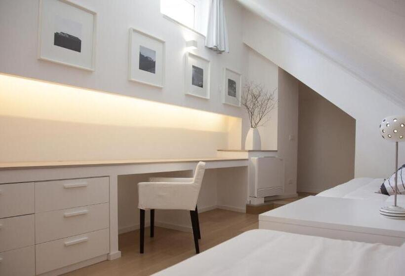 غرفة قياسية رباعية, B&b La Collegiata