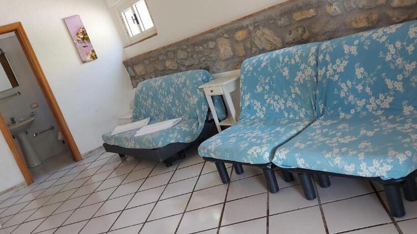 استودیو استاندارد با چشم‌انداز باغ, Residence Della Luna