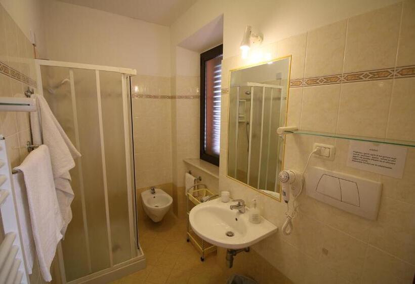 اتاق استاندارد, Conero Camere