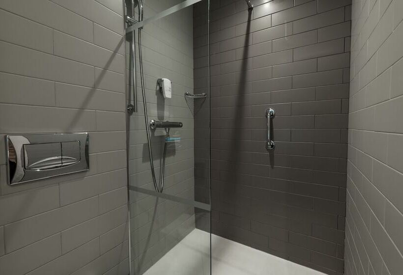 Quarto standart cama de casal, Holiday Inn Express   Malta, An Ihg