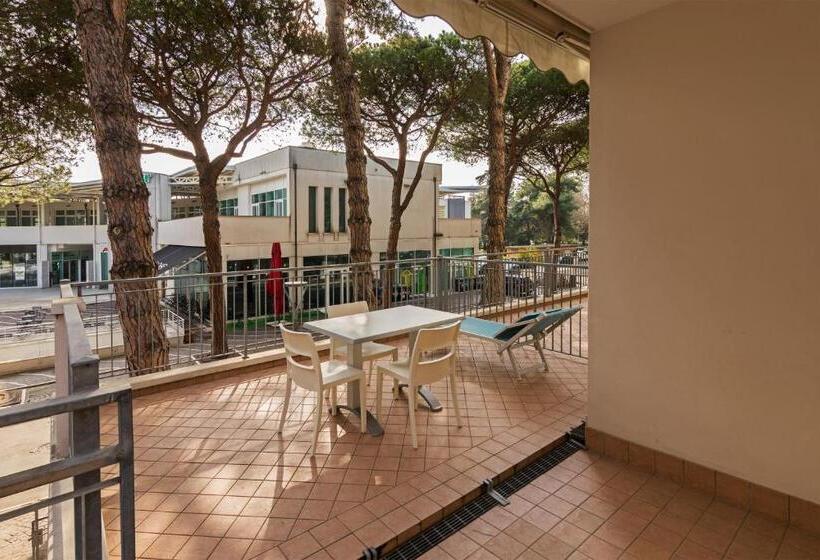 Студио Стандарт с Балконом, Residence  Das Nest