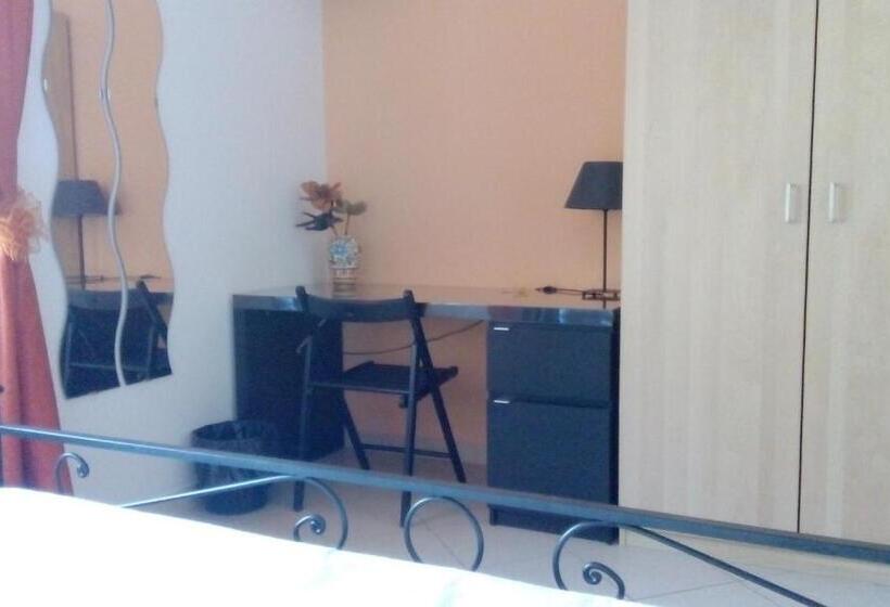 Номер Стандарт, B&b Salviani