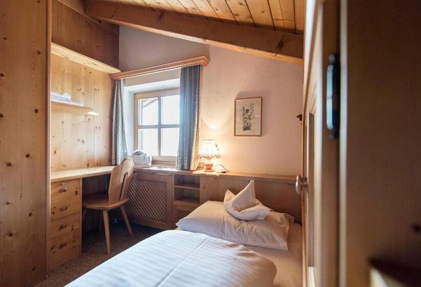 Семейный Номер, Charmehotel Uhrerhof   Deur