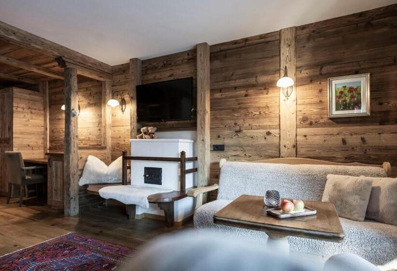 Полулюкс с Балконом, Charmehotel Uhrerhof   Deur