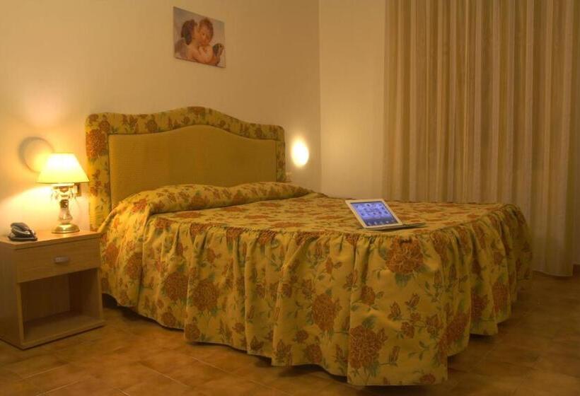 Quarto Estandar, Ambrogini