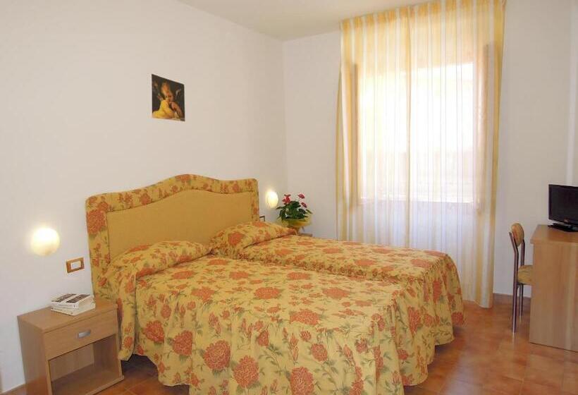 Quarto Estandar Individual, Ambrogini