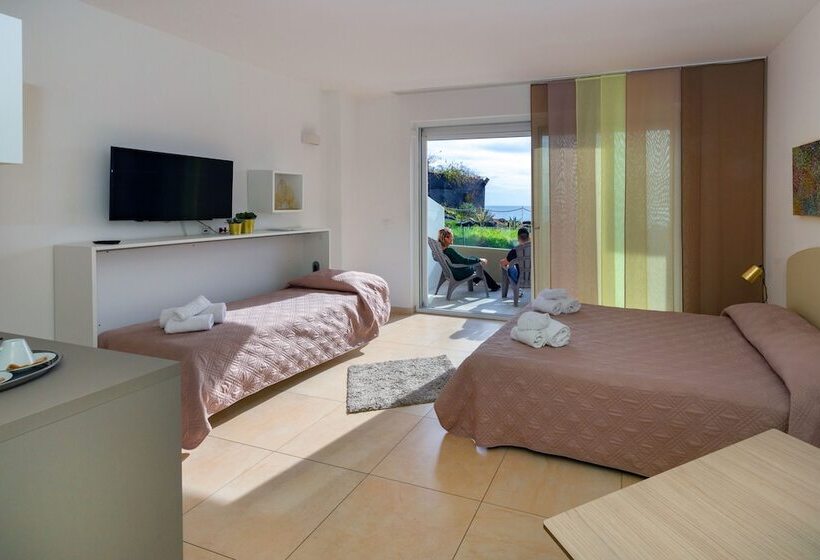 Triple Room Sea View, Zeus Hotel   Aparthotel   Meeting & Congress