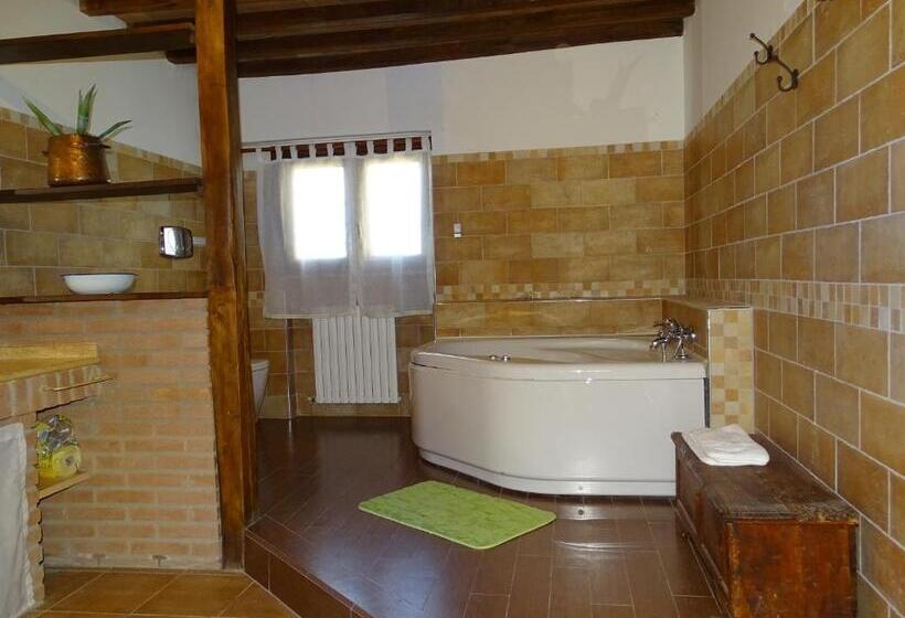 Семейный Номер, La Vecchia Stalla B&b
