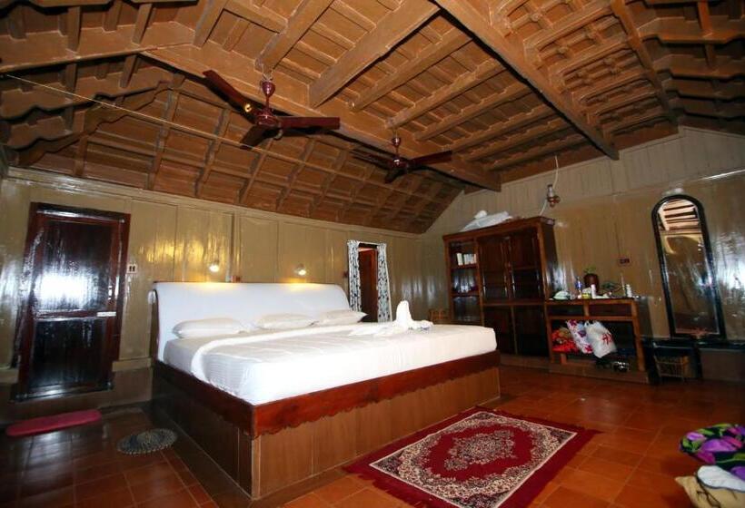 Quarto Estandar Cama King, Varkala Marine Palace