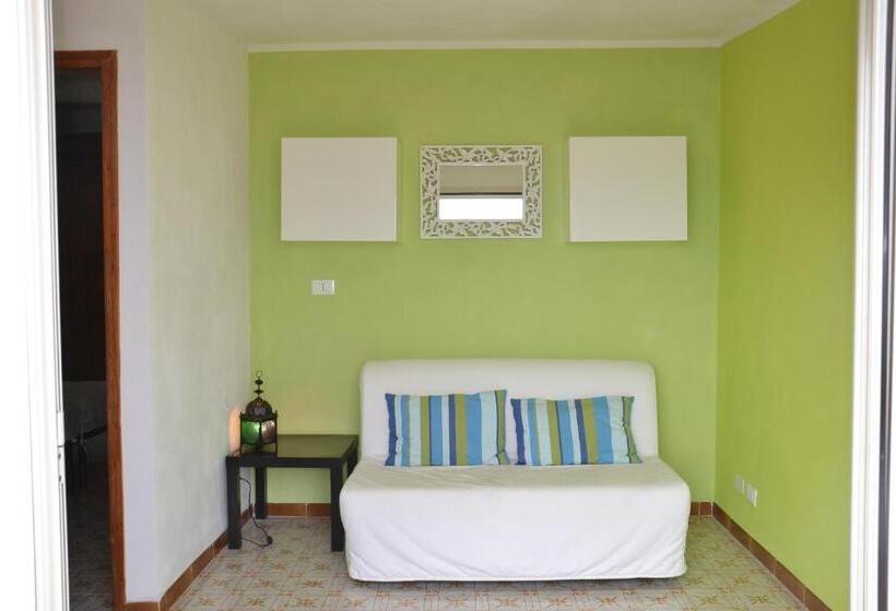 חדר משפחתי נוף לים, B&b Talìa