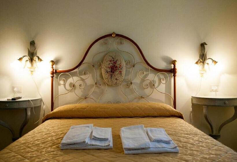 Номер Стандарт Трехместный, Villa Camurana