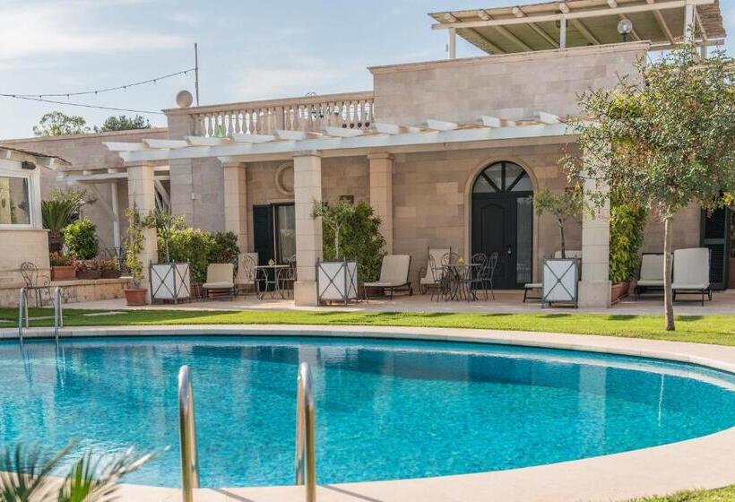 اتاق استاندارد سه نفره, Villa Caramia