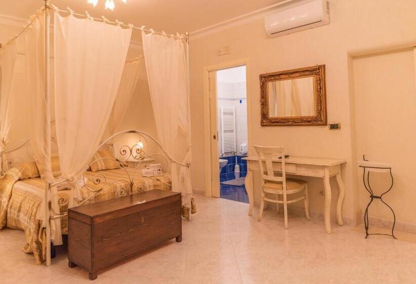 سوییت خانوادگی, Villa Caramia
