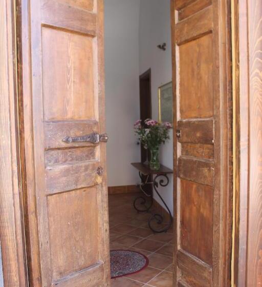 آپارتمان 2 خوابه, Castello Di Casapozzano